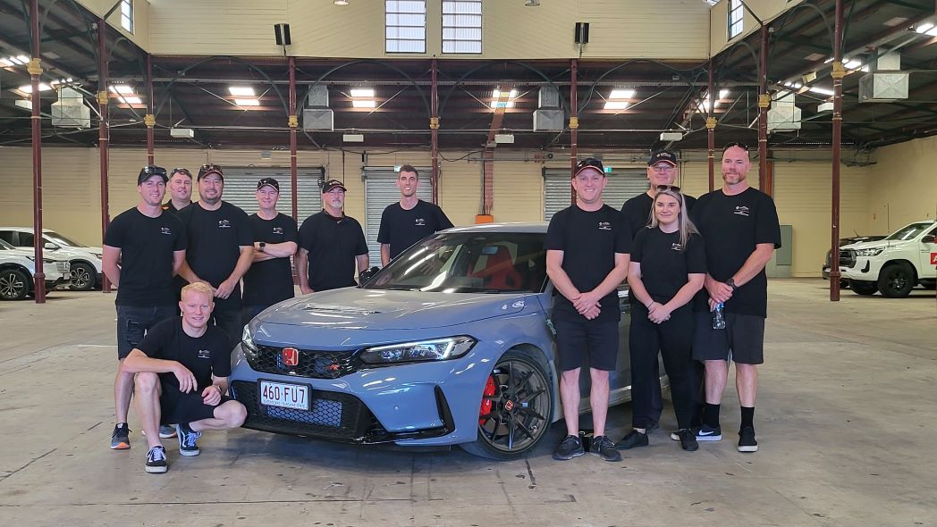 PDA Team with the Blue Honda Civic Type R